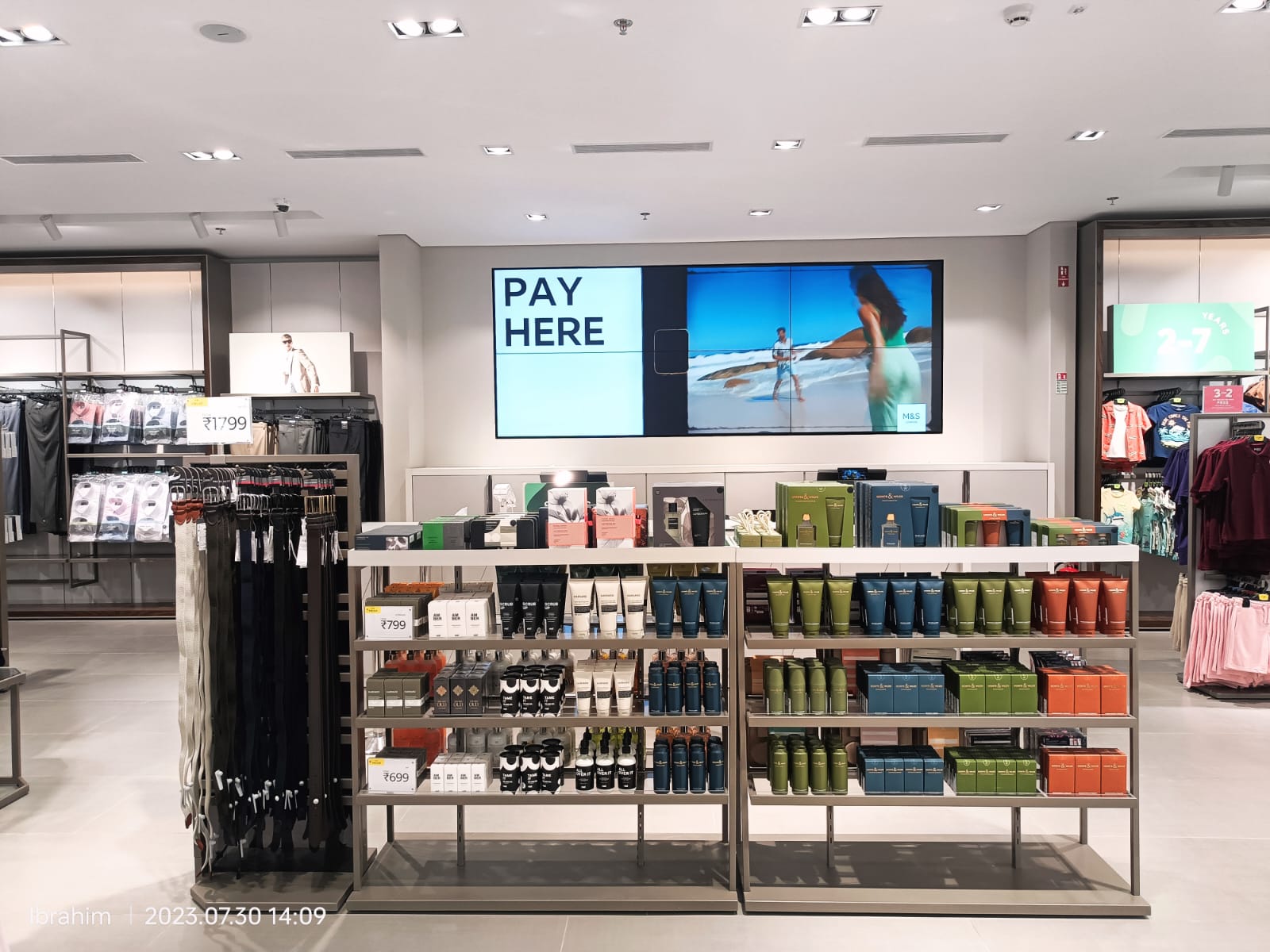 Marks & Spencer retail store exterior project by Chaudhary Enterprises (20)