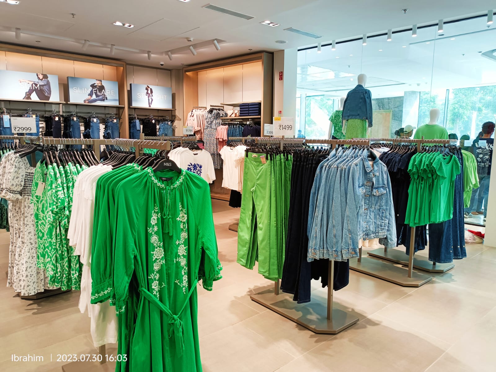 Marks & Spencer retail store exterior project by Chaudhary Enterprises (4)